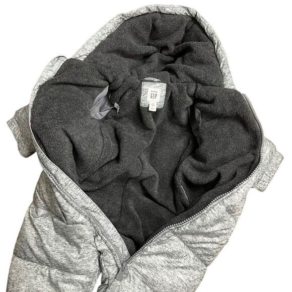 Baby Gap 0-6 Months Grey Down Insulated Bunting Snowsuit Fleece Booties Puffer - Picture 3 of 9